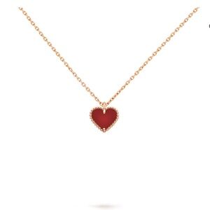 Van Cleef & Arpels heart pendant